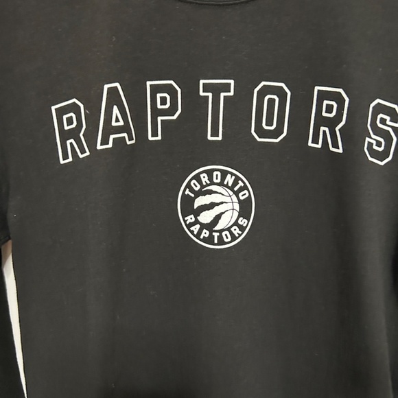 NWT Toronto Raptors Men's Small Long Sleeve T-Shirt Basketball NBA Fandom - Picture 5 of 10
